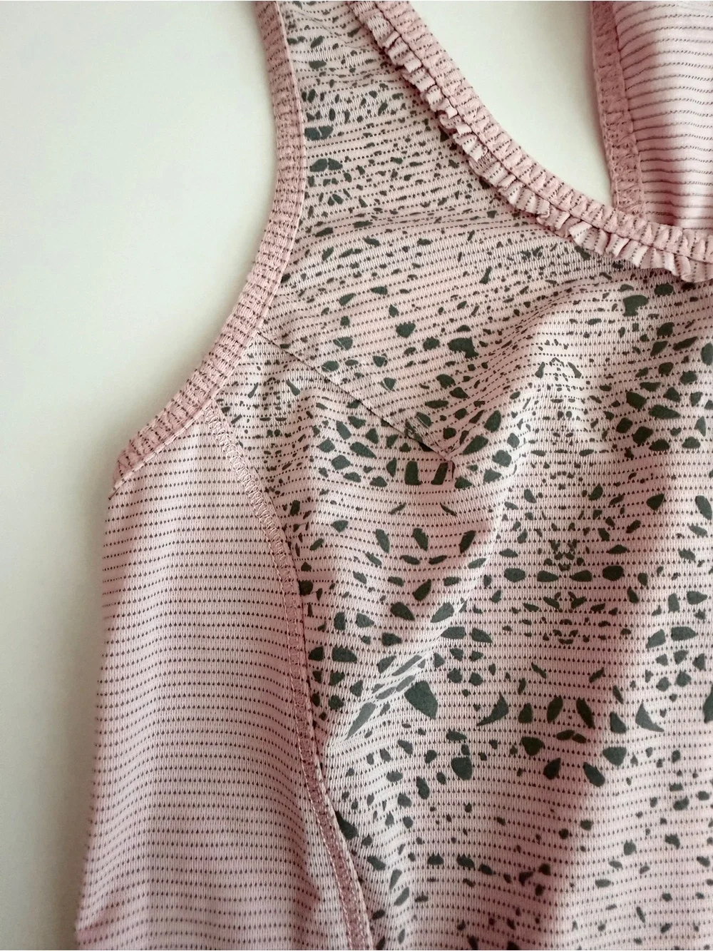 EUC Lululemon Light Pink & Gray Stripe Ruffle Tank